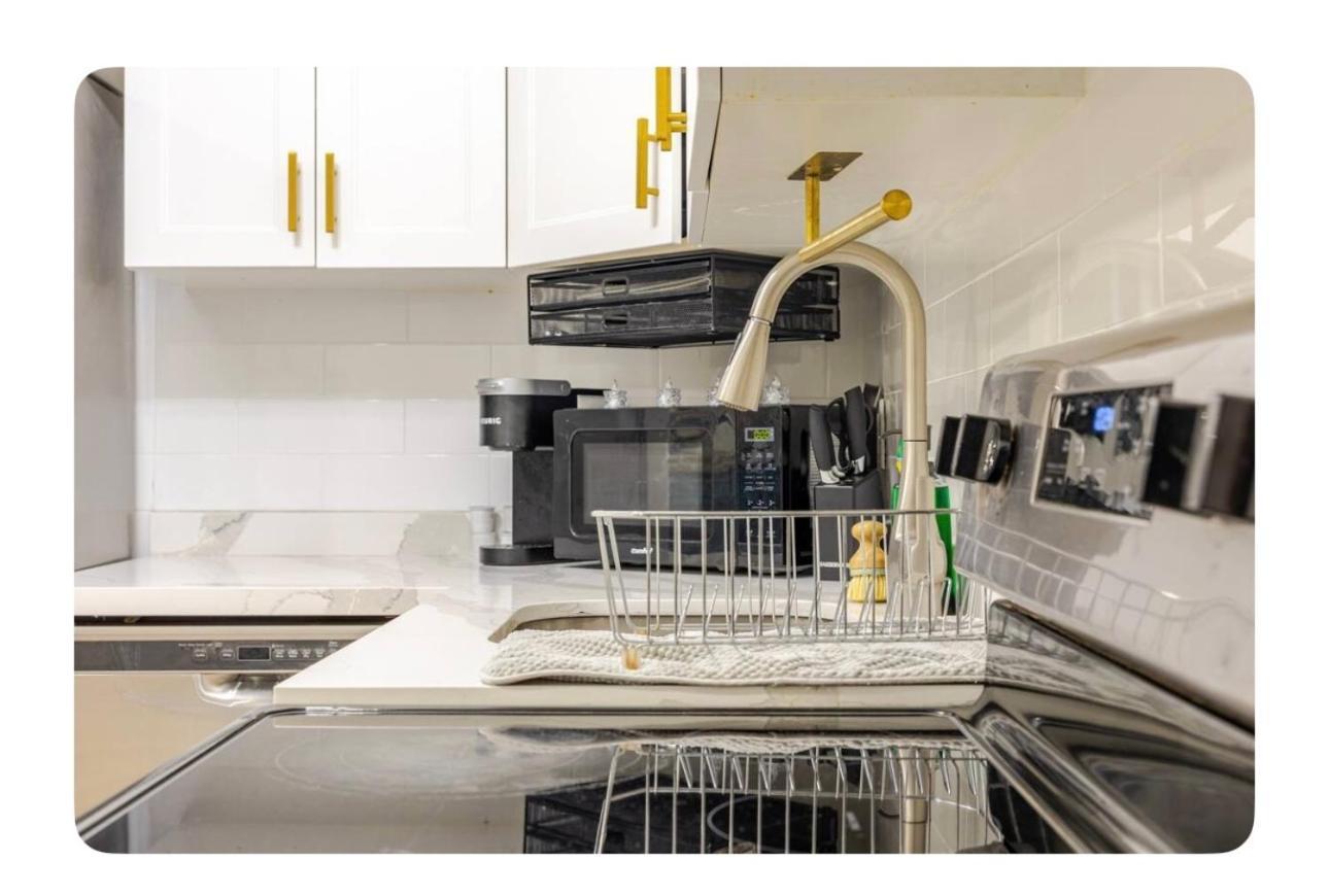 Luxurious 1000 Sq Ft Oasis Διαμέρισμα Μπράμπτον Εξωτερικό φωτογραφία